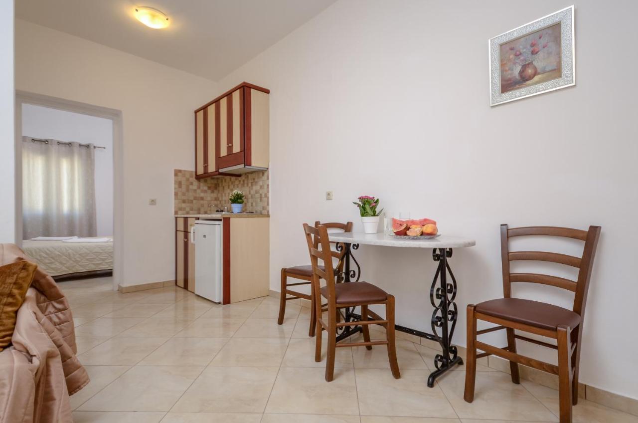 Gaitani Apartments Plaka Naxos Mikri Vigla Exteriör bild